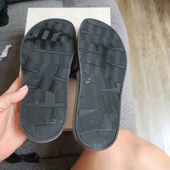 Jimmy choo slides - Picture 3 of 3